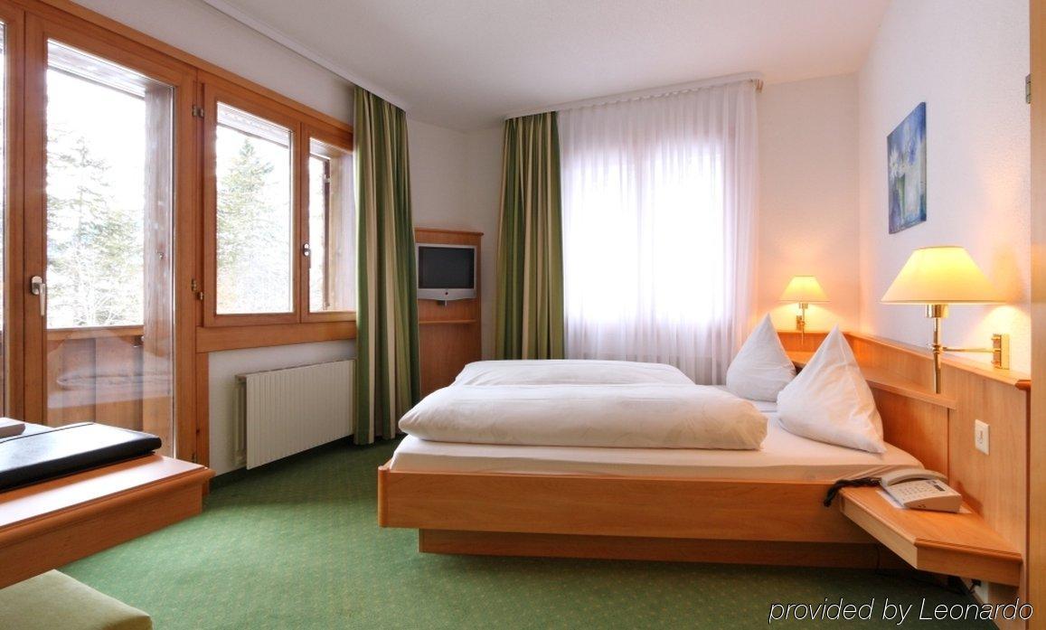 Bernerhof Swiss Quality Hotel Кандерстег Стая снимка